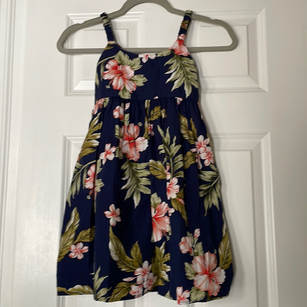 KY’s Hawaiian Dress Size 8 Navy Blue with Hibiscus flowers Excellent condition